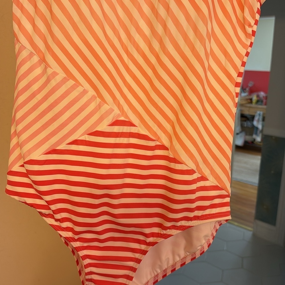 Lands' End Pink and White Striped Bathing Suit.  Size 12P - Picture 4 of 6